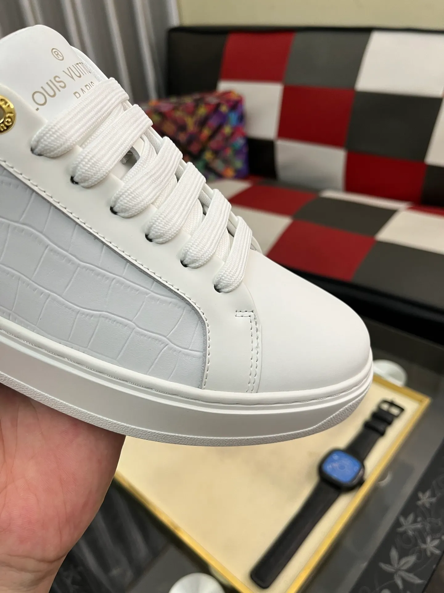 Men's shoes 💰520⌚️⌚️LV Louis Vuitton. The latest fashionable casual shoes are popular in physical stores. New spring and summer comfortable imported custom original cowhide, unique jacquard fabric element design. With sheepskin lining, Lv original bottom, [sun][sun] high-end packaging and high quality💪Details determine the quality, you can enter and leave the counter at will, welcome to compare🇮🇹Number of sizes 38-445️⃣Color options available